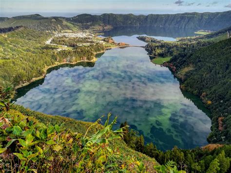 Lagoa Verde E Azul Sete Cidades Fotos Da Ilha De São Miguel Açores