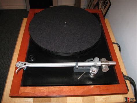 Rega 25 Turntable With Groovetracer Reference Subplatter Music Hall