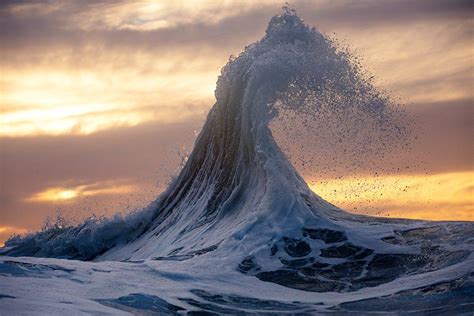 The Beauty Of Ocean Waves Captured By Photographer Warren