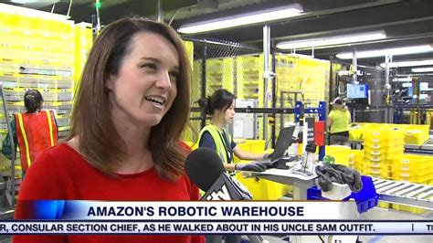 Video Inside Amazons Robotic Warehouse Youtube