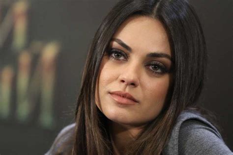 mila kunis reveals plan to quit acting after giving birth nme