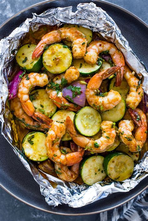 25 No-Mess Shrimp Foil Packet Recipes for the Ultimate Easy Dinner | Foil packet meals, Food ...