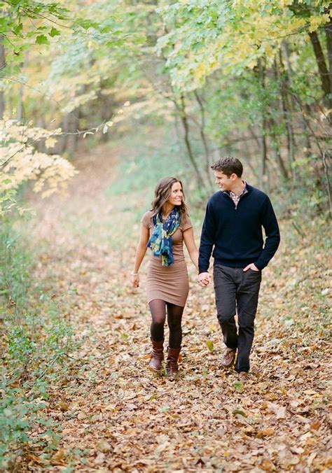 23 Creative Fall Engagement Photo Shoots Ideas I Shouldve