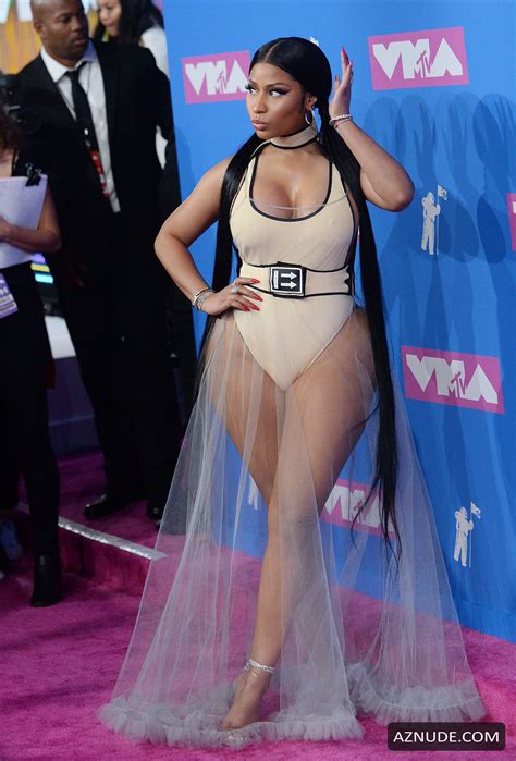 Nicki Minaj Flaunts Her Curves At The 2018 Mtv Vma At Radio City Music Hall In New York City