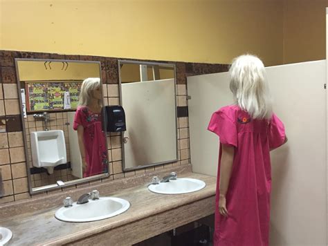 24 Images That Are Creepy As Fck Wtf Gallery Ebaums World