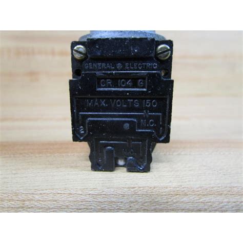 General Electric Cr104g 2p2 Ge Selector Switch Cr104g2p2 Used Mara