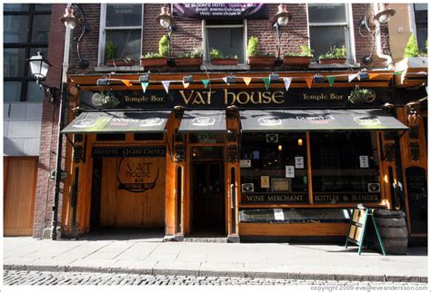 Vat House Anglesea Street Temple Bar Photo Id 13917 Dublin
