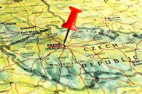 Die nebenstehende karte kannst du gern kostenlos auf deiner eigenen webseite oder reisebericht verwenden. Prag-Karte Mit Stift Stockfoto - Bild: 40469471