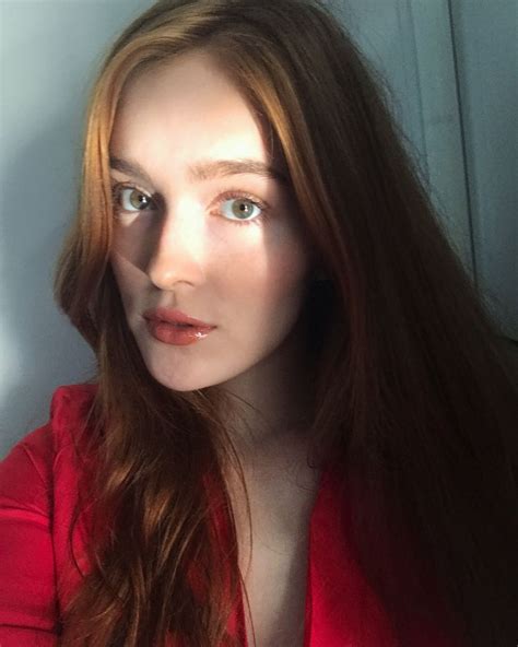 Jia Lissa On Instagram “daughter Of Autumn 🍂 Red Hair Hazel Green Eyes” Hazel Green Eyes