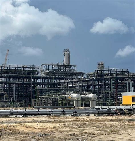 Dangote Opens Africas Biggest Oil Refinery But What Would Be Its Impact Trt Afrika