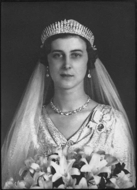 Princess Marina Wearing The Kent Fringe Tiara Now Owned By Prince Michael Bodas Reales