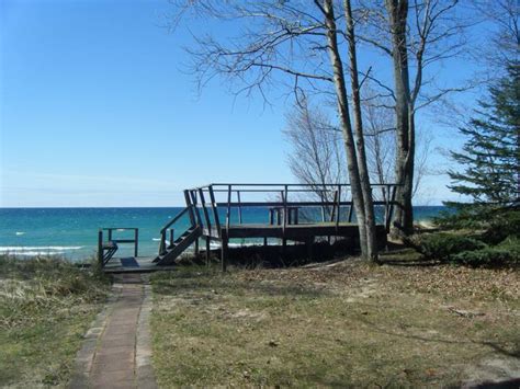 2 Bedroom Lake Michigan Private Beach Cabins For Rent In Manistee