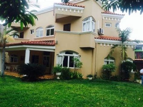 Preciosa casa situada en el casco historico de ubeda, con unas vistas espectaculares a la sierra y el valle del guadaquivir, a un paso de la plaza emblematica, consta de 3 dormitorios, uno. Casa en Venta en el Salvador - San Miguel 00008652-07-83 ...