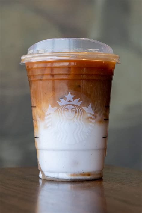 Starbucks Vanilla Bean Coconutmilk Latte Yes You Can Still Get It