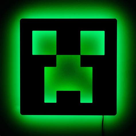 Lighted Minecraft Creeper Sign Diy Minecraft Birthday Party Diy
