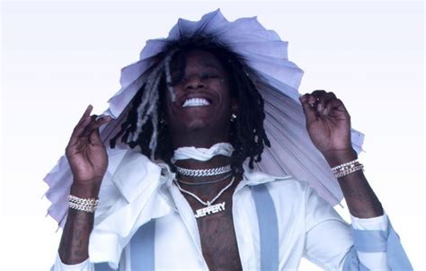 Young Thug Bails Out Crew On Weapon Charges