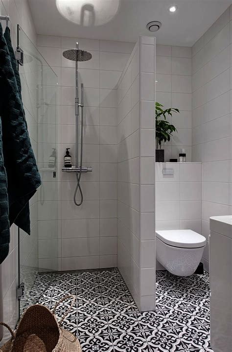 All for just about $100—and it looks amazing! Trendy >> Small Bathrooms With Tub And Shower :-D | Small ...