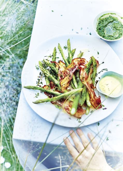 Asperges Au Bacon Pesto Et Sabayon Pour Personnes Recettes Elle