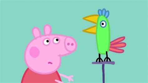 Peppa Pig Gets Roasted By A Parrot Youtube