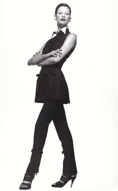 Kristen Mcmenamy Versace Rtw Ss 1993 Fashion 1990s 90s