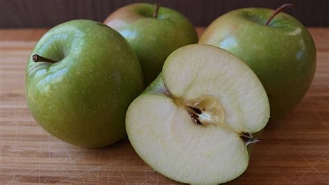 Apples may lower high cholesterol and blood pressure. 10 Green Apple Health Benefits and Its Nutrition | CalorieBee