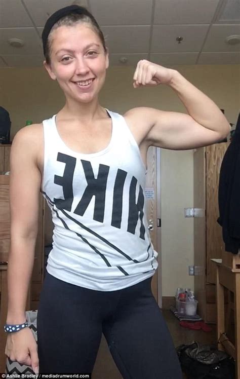 Virginia Woman Who Weighed Just 87lbs Overcomes Anorexia Daily Mail