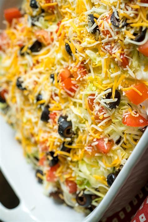 It's got all the deliciousness of tacos, without all the carbs! Cheesy Taco Casserole - 99easyrecipes