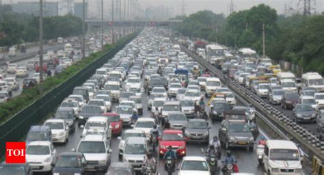 Massive Traffic Jam Paralyses Delhi Gurgaon Highway Traffic Police