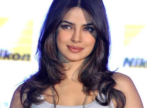 See more of priyanka chopra on facebook. Historia y biografía de Priyanka Chopra