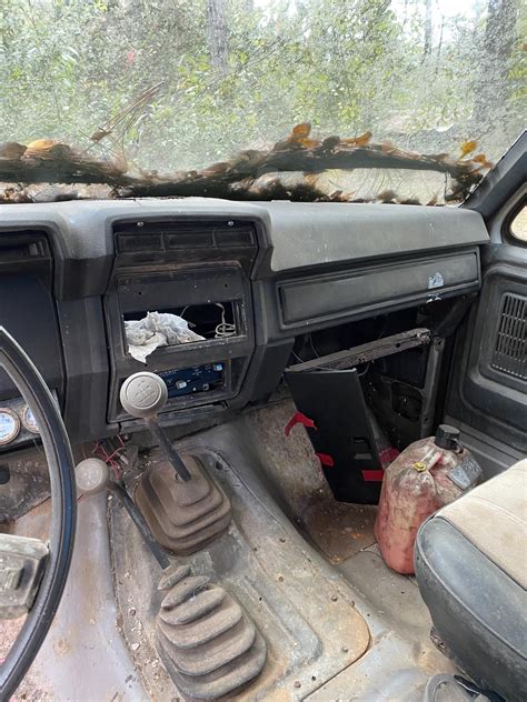 1982 Ford Bronco V8 And Manual Transmission Builds And Project Cars