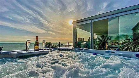 spectacular frontline sea view penthouse hot tub guest suites for rent in brighton united