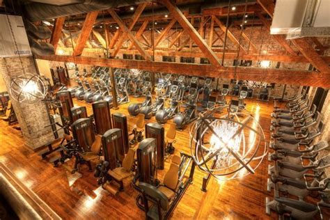 Gyms around the country are stepping up their aesthetics by tapping leading designers to create their spaces. 21 of the World's Coolest Gyms | DIY Active