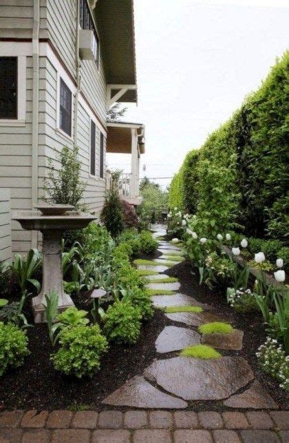 Most Amazing Side Yard Landscaping Ideas To Beautify Your Garden 39