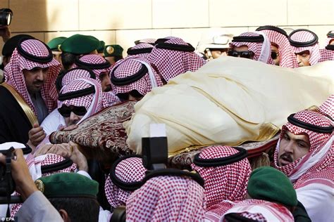 Saudi Arabias King Abdullah Dead Aged 90 Following Battle With