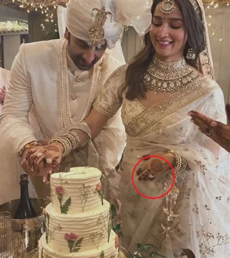 All You Need To Know About Alia Bhatts Majestic Wedding Ring Details Here India Today