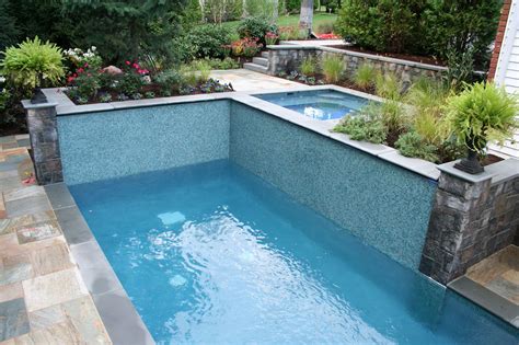 Swimming Pools For Small Yards Homesfeed