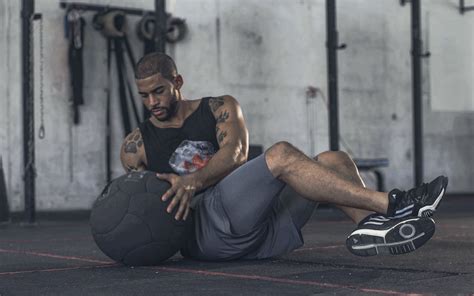 5 Amazing Medicine Ball Workouts And Exercises Onnit Academy