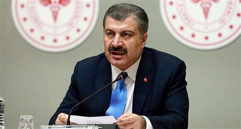 Jun 19, 2021 · sağlık bakanı fahrettin koca, sosyal medya hesabından türkiye'de günde 1 buçuk milyon aşı uygulandığını hatırlatarak randevusuz aşı olmak isteyen vatandaşlara çağrıda bulundu. Sağlık Bakanı Fahrettin Koca kimdir, nereli, kaç yaşında ...