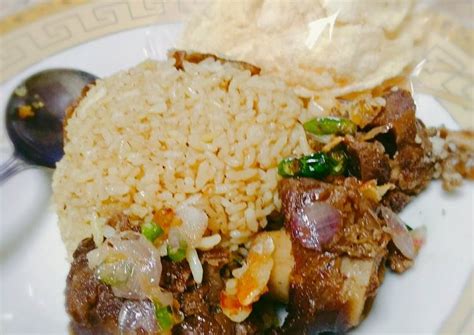 These days, beef is commonly used instead. Resep Nasi kebuli daging kambing goreng oleh Dwi Mekasari - Cookpad
