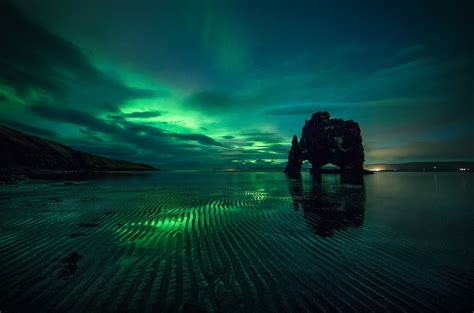 Aurora Borealis Green Reflection Sky Hvítserkur Turquoise Night