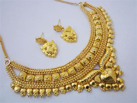 Online One Gram Gold Plated Beautiful Necklace Earrings Jewellery Set