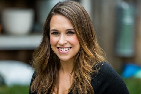 cute smile r laceychabert