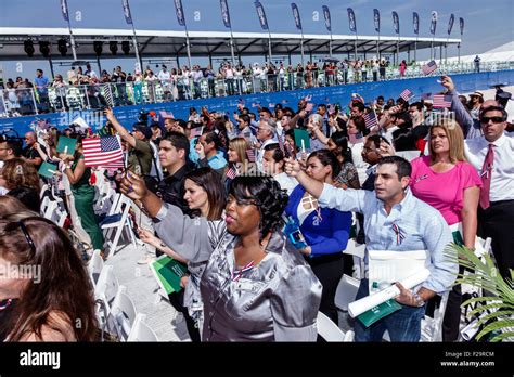Miami Beach Florida Oath Of Citizenship Ceremony Immigrants Stock Photo