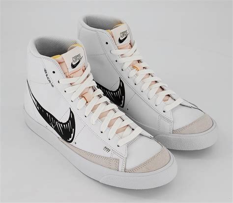 Nike Blazer Mid 77 Trainers White Black Scribble His Trainers