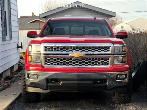 2015 Chevrolet Silverado 1500 Ballistic Rage Rough Country Leveling Kit