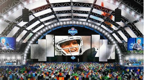 The 2020 nfl draft will be meeting of nfl franchises to select newly eligible players. 2020 NFL Mock Draft: Patriots land Tom Brady's replacement ...