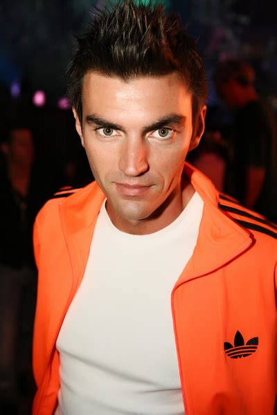 Over one million legal mp3 tracks available at juno download. Gabry Ponte fotka