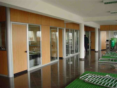 Office Glass Partitions For Impressive Look