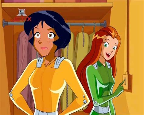 Totally Spies 2001