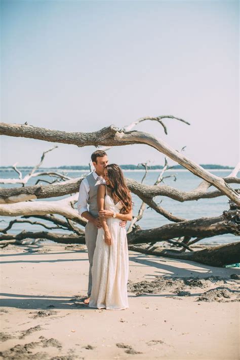 30 Romantic Beach Engagement Photo Shoot Ideas Deer Pearl Flowers